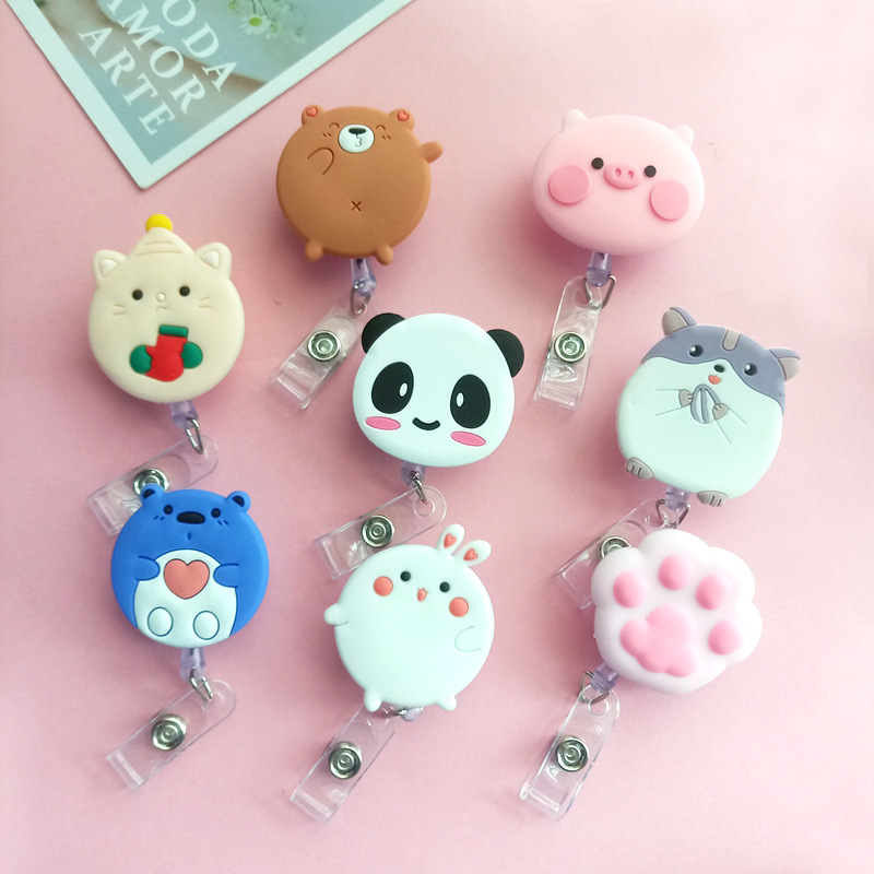Kawaii Tech Accessories - 漫画パンダハムスター猫バッジリールワークカード ID ホルダークリップアクセサリーかわいい動物バッジリール女性学生のための