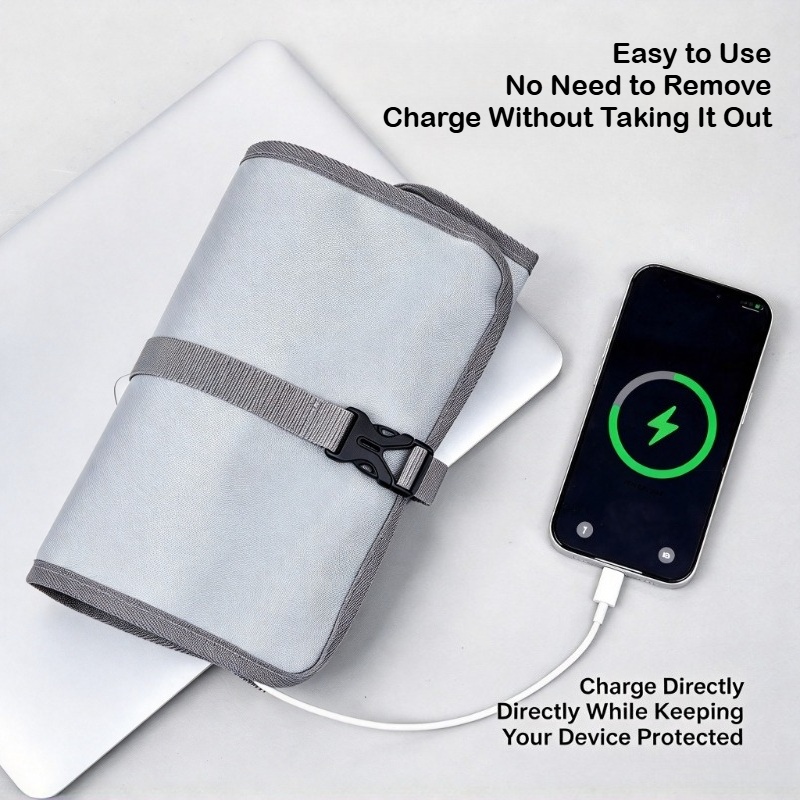 大容量ケーブル収納バッグ。USB充電器やイヤホンケーブルなど - Tech Accessories Travel Organizer Pouch のレビューと価格