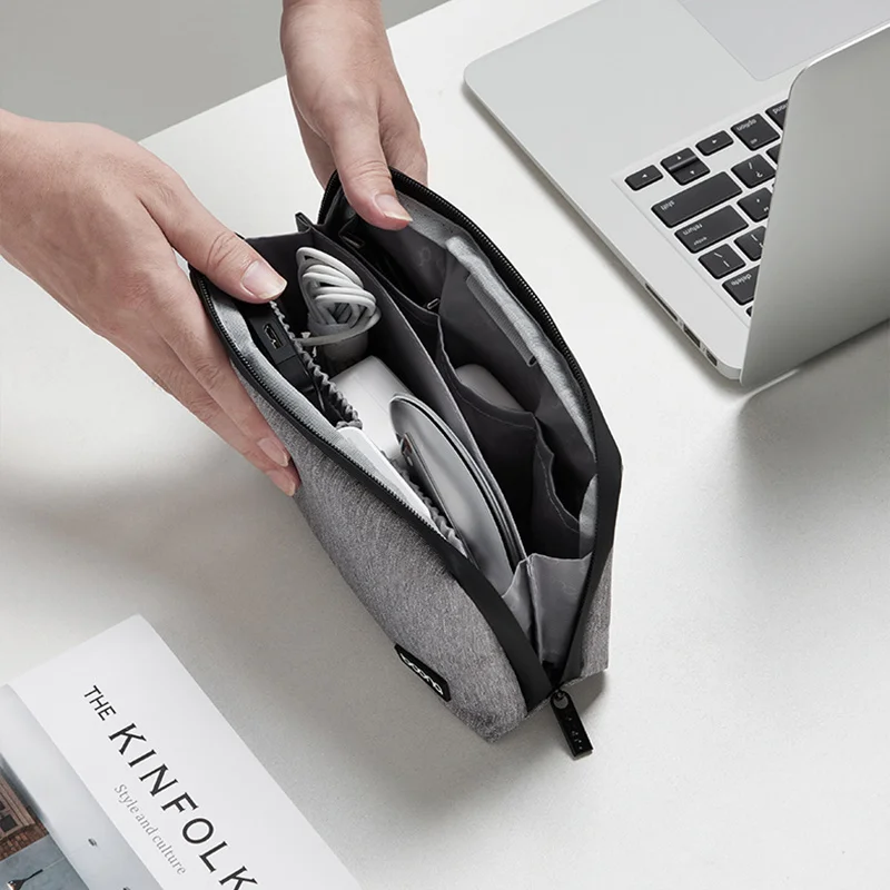 貝殻型ケーブルオーガナイザー。大容量で、モバイルバッテリー、 - Tech Accessories Storage のレビューと価格